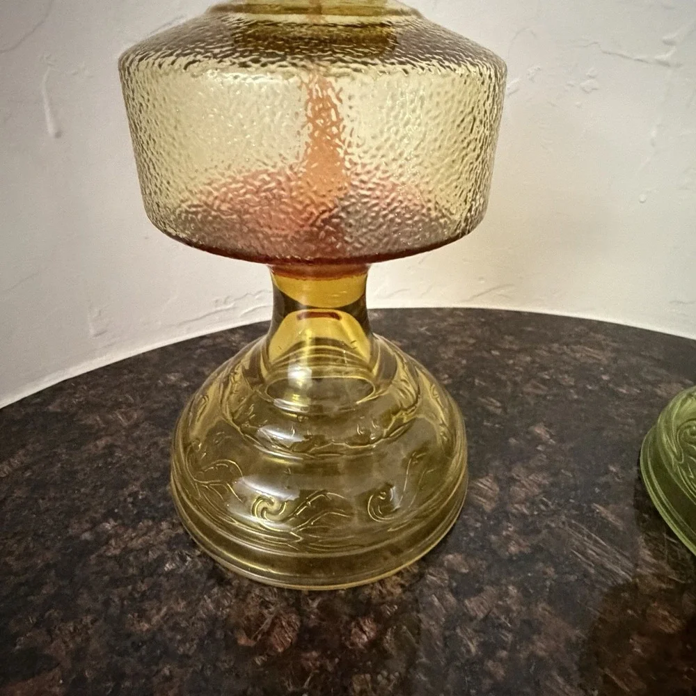 Vintage Pair of Depression Glass P&A Oil Lamp Globe Green Yellow‎ Risdon Company